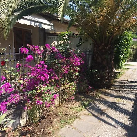 Il Giardino Segreto Dei Marmi Prázdninový dům
